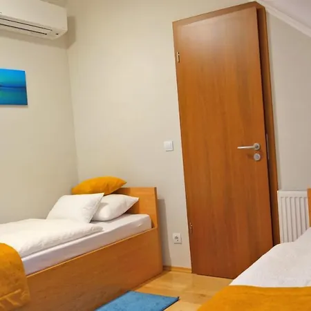 Ferenc Vendeghaz Guest house Tihany